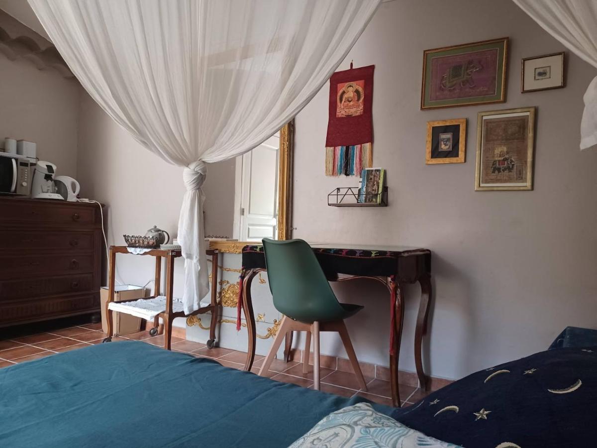 Une Chambre En Provence Correns Buitenkant foto